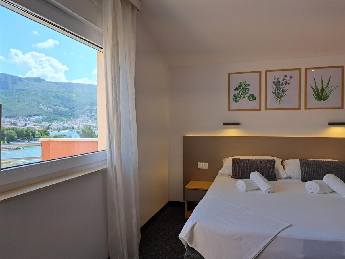 Stobreč Rooms Zvonimir المظهر الخارجي الصورة