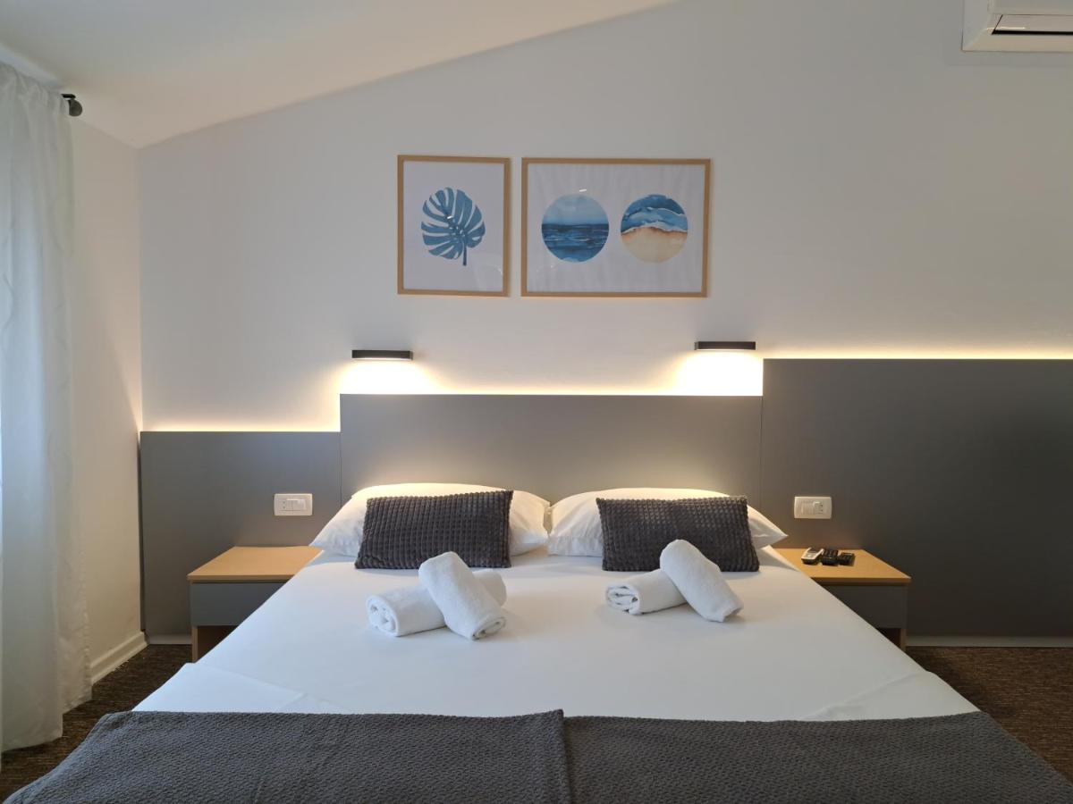 Stobreč Rooms Zvonimir المظهر الخارجي الصورة