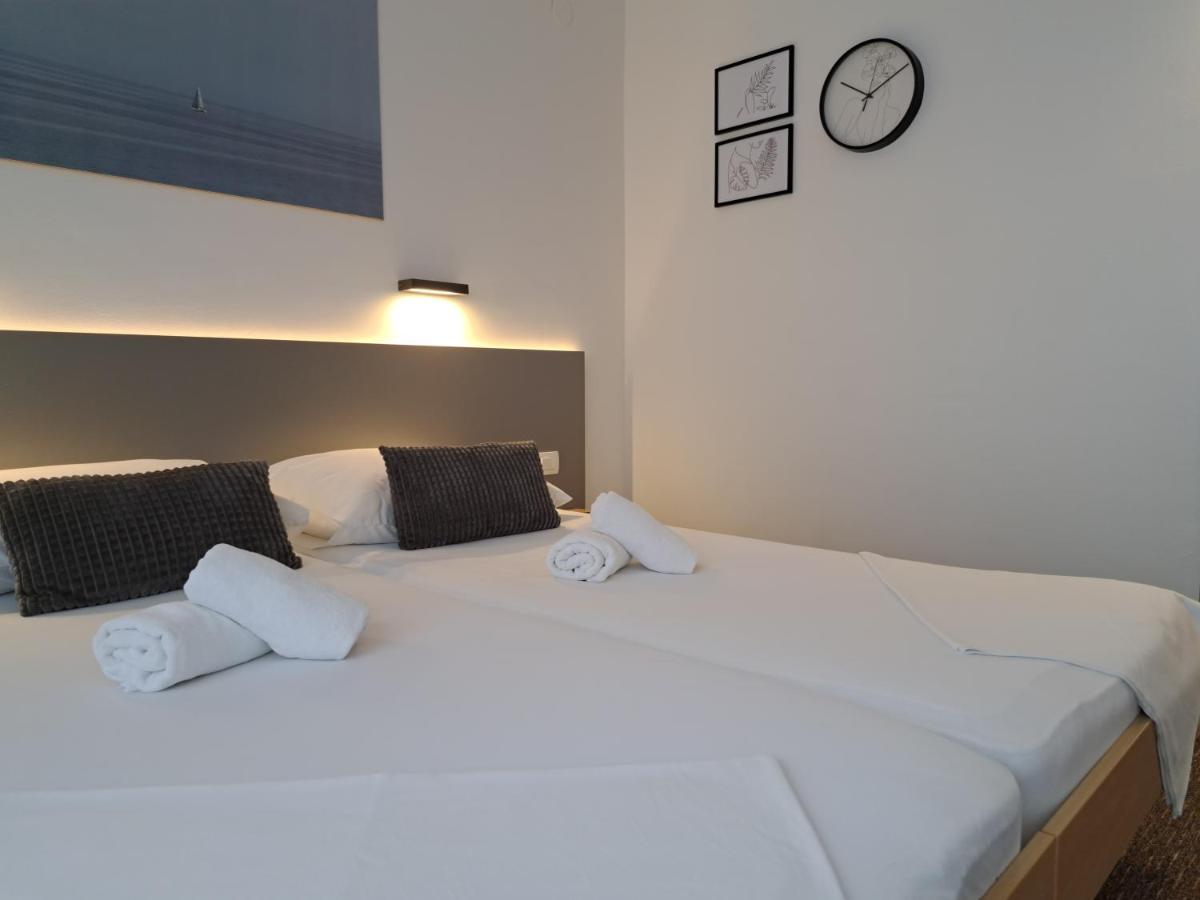 Stobreč Rooms Zvonimir المظهر الخارجي الصورة